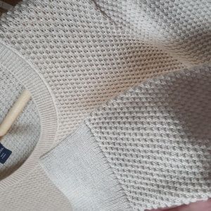 Gap lightweight textured sweater